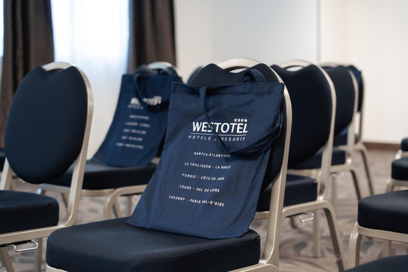 Westotel Taverny - Paris Val-D'Oise Exterior photo
